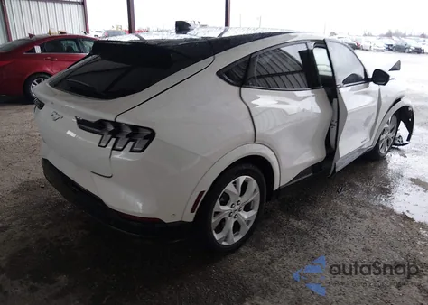 2022 Ford Mustang Mach-E Premium z USA, uszkodzony, nr VIN 3FMTK3SU3NMA15570